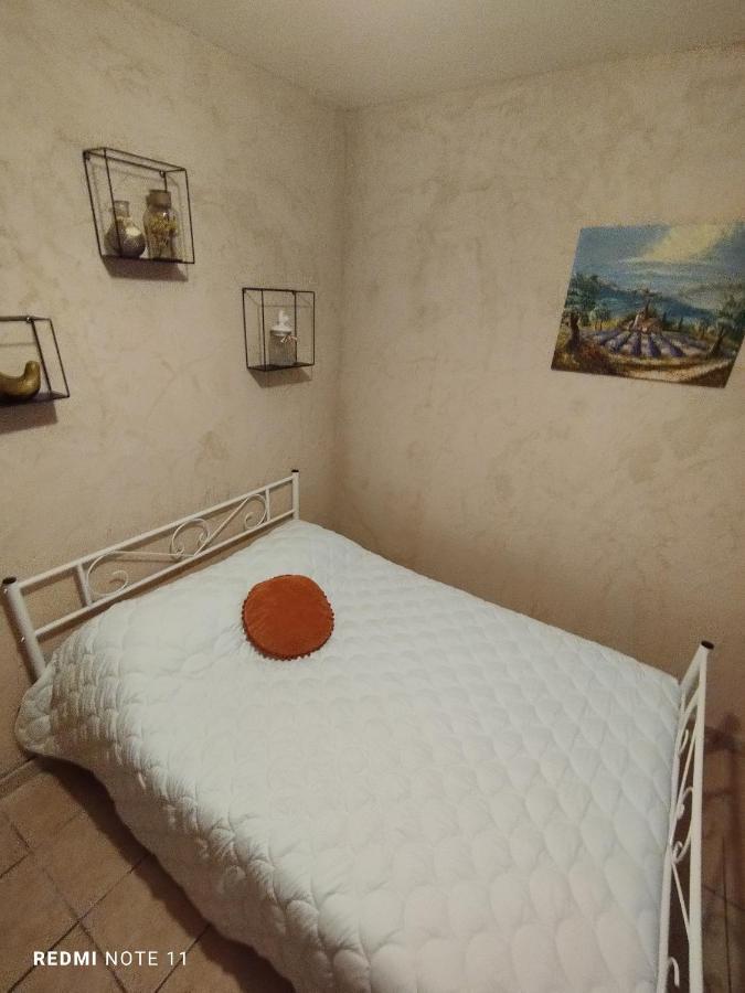 Chambre D Hotes En Provence, Au Pied Du Luberon, Les Coquelicots La Tour-dʼAigues Екстериор снимка
